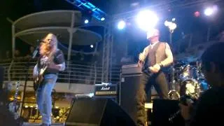 Iced Earth - Alive in the middle of the fucking Ocean (70000 Tons of Metal, part 1)
