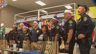 Amigos en Azul hosts 20th annual 'Shop with a Cop' event I FOX 7 Austin