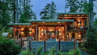 STEP INTO THE WILDERNESS Oceanfront TIMBER FRAME Luxury Home in TOFINO