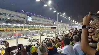 2019 Singapore Grand Prix - Race Start - Pit Grandstand