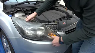 Ford Focus headlight bulb replacement and polish