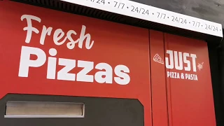 Pizza Vending Machine - Had to try it!