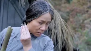 Kung Fu Film! An 80-year-old lady, a kung fu master, defeats all with a simple embroidered needle.