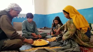 How To Cook Rice with Apricot | Village Life afghanistan  | Village Food   زندگی روستایی