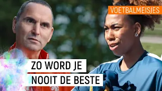 "JE MOET BIJ DE JONGENS GAAN SPELEN!" | Voetbalmeisjes #4 | NPO Zapp