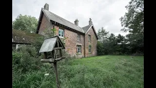 Abandoned Vintage Farm House - ENGLAND