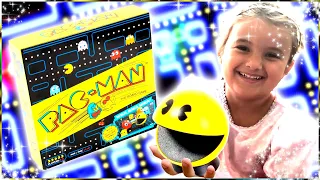 Whimsy unboxes the Pac Man Board Game!