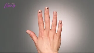 Дизайн ногтей "Минимализм"