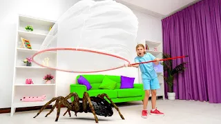 Vania und Mania fangen zu Hause Insekten, spielen und lernen für Kinder Fakten über Insekten