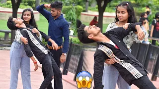 Falling In Love 🥰 On Cute Girl’s 😘| Prank in India | Classy Subhash