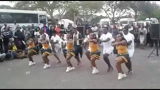 AMAVIYO -NTOMBI ZANGAKITHI