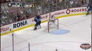 Vancouver Canucks awful own goal