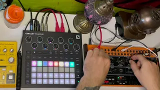 Novation Circuit Tracks Behringer Crave 3