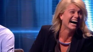 Hilarisch! Nathalie Meskens beetgenomen tijdens sketch Blind Getrouwd! | Tegen De Sterren Op | VTM