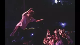 6 Best Mac DeMarco's Stage Dives