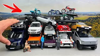 Large models of cars. 24 scale. Doors open, light, sound. About cars ENG ESP SUB