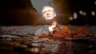 Yves Montand - Les feuilles mortes. Ив Монтан - Опавшие листья