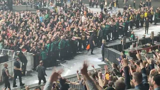 Metallica live in Amsterdam 27 april 2023-10 Leaving stage after a great show