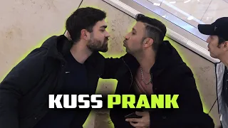 KUSS PRANK (geht fast schief)