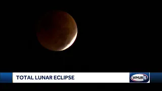 Total lunar eclipse wows onlookers in New Hampshire