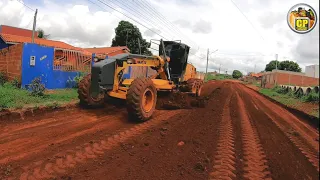 MOTONIVELADORA, COMO CORTAR UMA RUA/Patrol Patrola Road Grader Motor Grader Niveleuse GD655 Komat'su