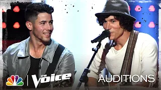 Kevin Farris Sings with Nick Jonas After Performing Johnnyswim's "Home" - Voice Blind Auditions 2020