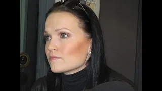 Tarja Turunen - Into the sun - Canción para mi muerte - The Unforgiven (Rock and Pop 2012)