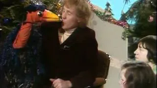 Rod Hull's Emu on Jim'll Fix It - Xmas 1976