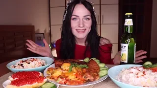 MUKBANG | Новогодний стол, салаты и горячее | New Year's table, salads and hot dishes | не ASMR