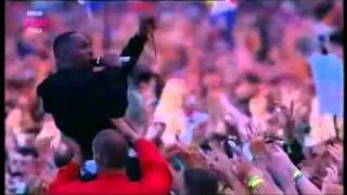 DIZZEE RASCAL BONKERS   live Awesome performance #glasto 2013