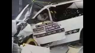 3. Bad Crash Test 2: Crash Test 1997 - 2005 Pontiac Trans Sport _ Montana , Chevrolet Venture IIHS