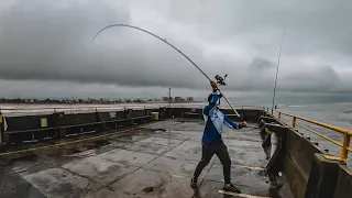 Fui pescar no mar antes de uma forte tempestade chegar. Valeu a pena?