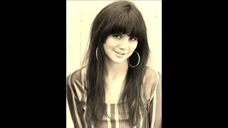 Linda Ronstadt  LEGENDARY VOCALIST