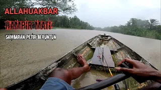 MENEGANGKAN !! hampir tersambar petir saat mancing di sungai hutan pedalaman