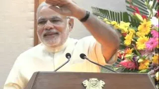 PM's informal interaction with Awardee Teachers On the eve of Teachers' Day (Full)