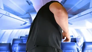 I COULDN'T FIT ON THE AIRPLANE | 6'8" 450LBS