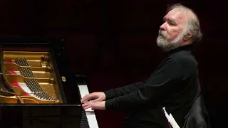 Radu Lupu - Mozart Piano Concerto No.20 in D minor, K.466 - Live 1996