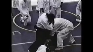 Steven Seagal  Leg Takedown Defense for MMA