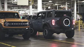 FORD BRONCO Car Factory PRODUCTION LINE & Offroad 4x4 Test