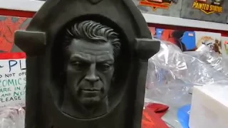 Unboxing Frank Frazetta Death Dealer statue @ JC'S Comics N' More James Bond