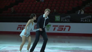 Novice Pairs Medal Ceremony - CTNSC17