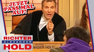 HOLD MACHT ANSAGE! Hartz-IV-Schmarotzer drehen durch?!😨 | 1/2 | Richter Alexander Hold