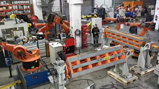 Kuka welding robot KR30 with two servo controlled positioners