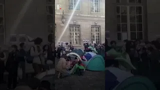 Paris: Students Wave Palestine Flag at Sorbonne University | Subscribe to Firstpost