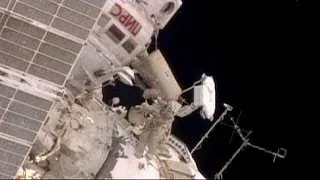 ISS : sortie dans l'espace de deux cosmonautes russes