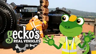 Gecko and the GIANT Excavator | Gecko's Real Vehicles | Educational Videos For Toddlers