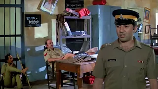 Sunny Deol पहोचे पोलीस स्टेशन -  वर्दी की जगह पतलून पहन के बैठा हे हवलदार -  धमाकेदार कॉमेडी सीन