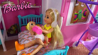 Barbie and Ken in Barbie Dream House with Barbie's Sister Chelsea: How to Take Care of Baby