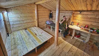 A cold night in a cozy dugout! I built great beds in the dugout! Spring is coming!