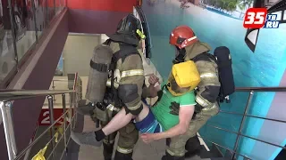 В торговом центре в Вологде прошли учения пожарных
